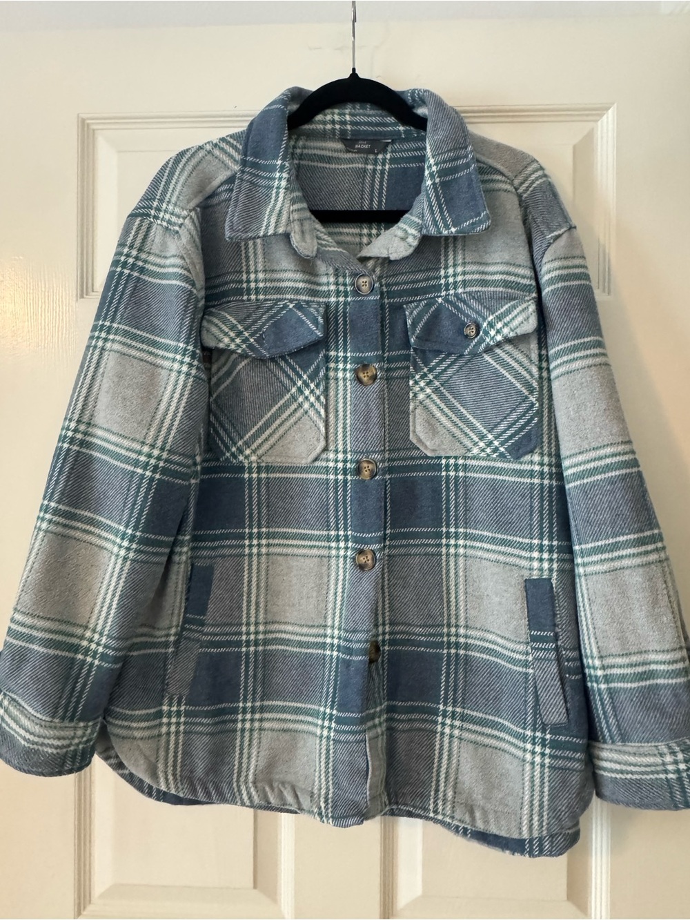 Women’s Plaid Button-Up Shacket